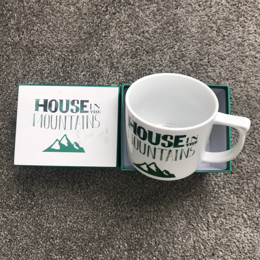 New! Housew in the Mountains Mug In Gift Box- 12 Oz, Ceramic